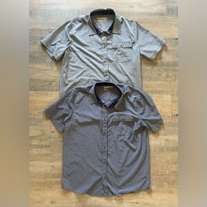 Avalanche men’s size large bundle of two button down short sleeve shirts